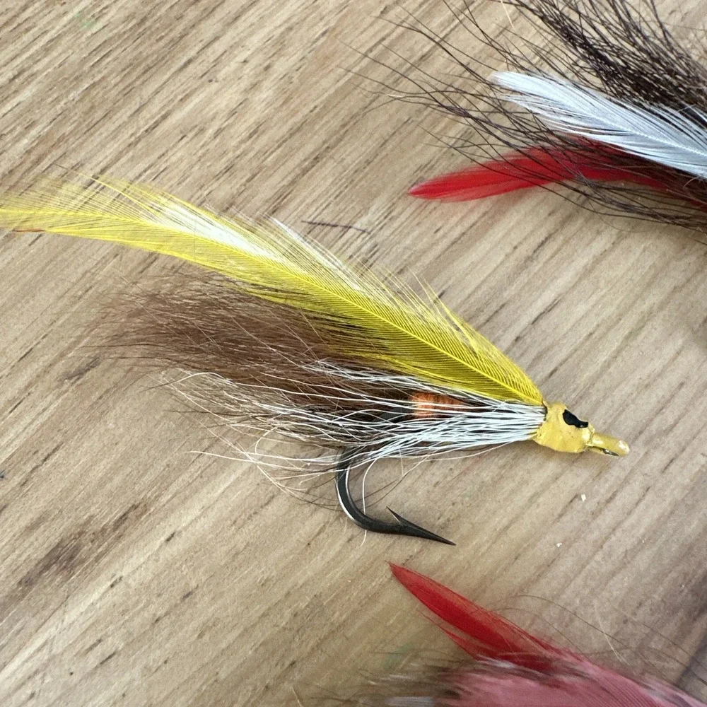 Vintage Handmade Fly Fishing Lures Lot of 5 Feathers & Horse Hair (6)
